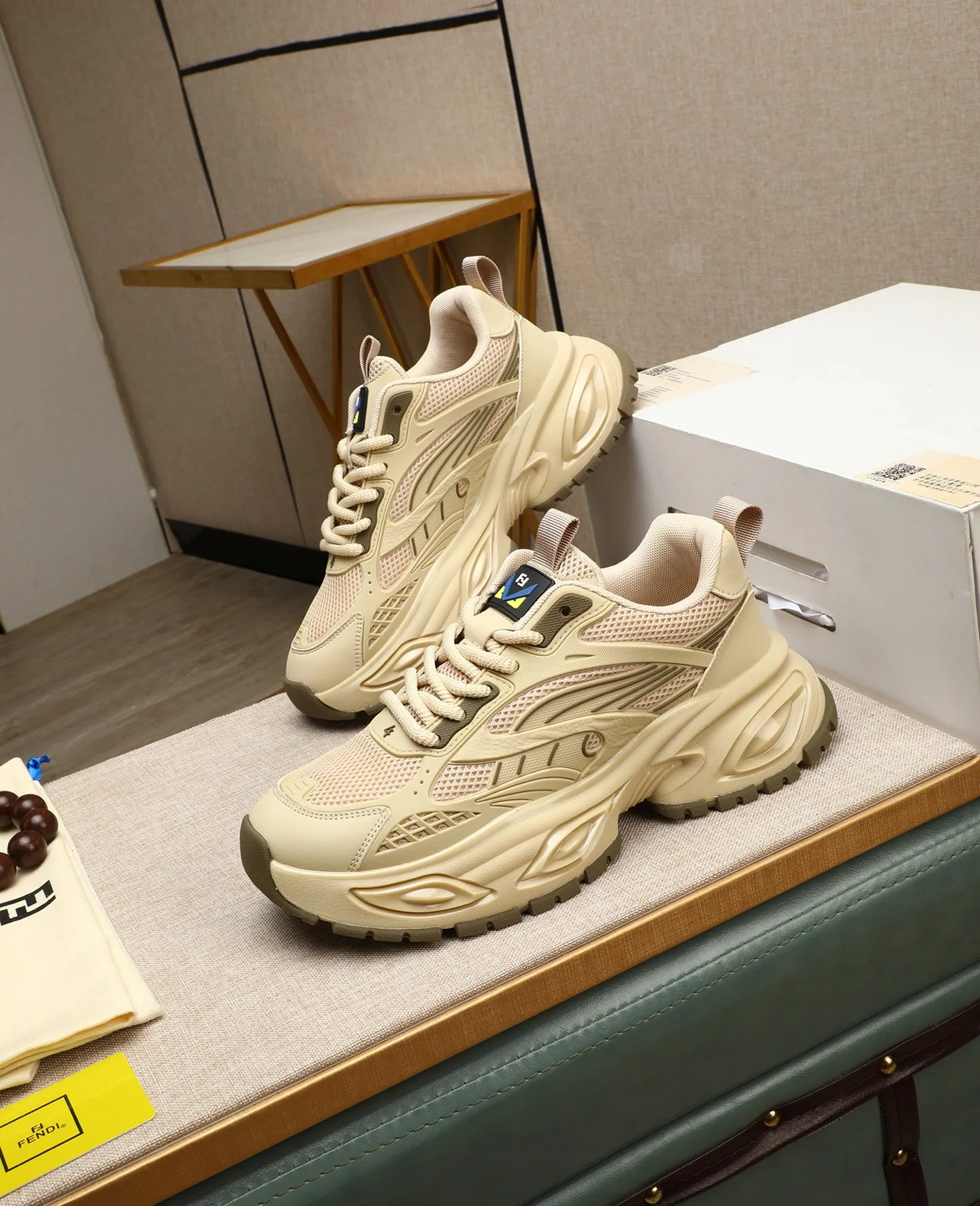 Men's shoes 💰460🕷🕷[FENDI] Fendi fashionable casual men's shoes 🇨🇳Original official website 1:1 model opening, new models are available first 💯Not high-profile but avant-garde, simple About low-key and fashionable, super versatile style 🌿 Made of original cowhide ➕ Pigskin lining 🎋 The version is comfortable on the feet, so rigorous for any small place, and the workmanship is first-class 🍍38-44 Large quantities in stock